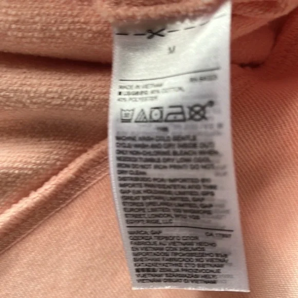 GAP women’s sweatshirt, size medium - Picture 4 of 4